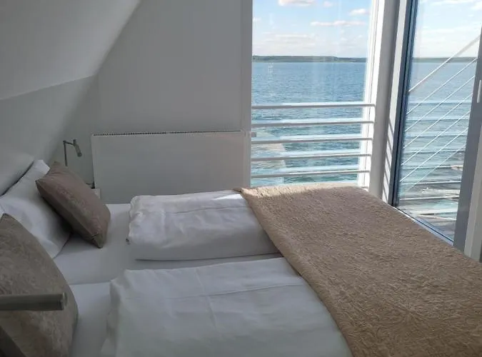 Schwimmendes Sky فيلة